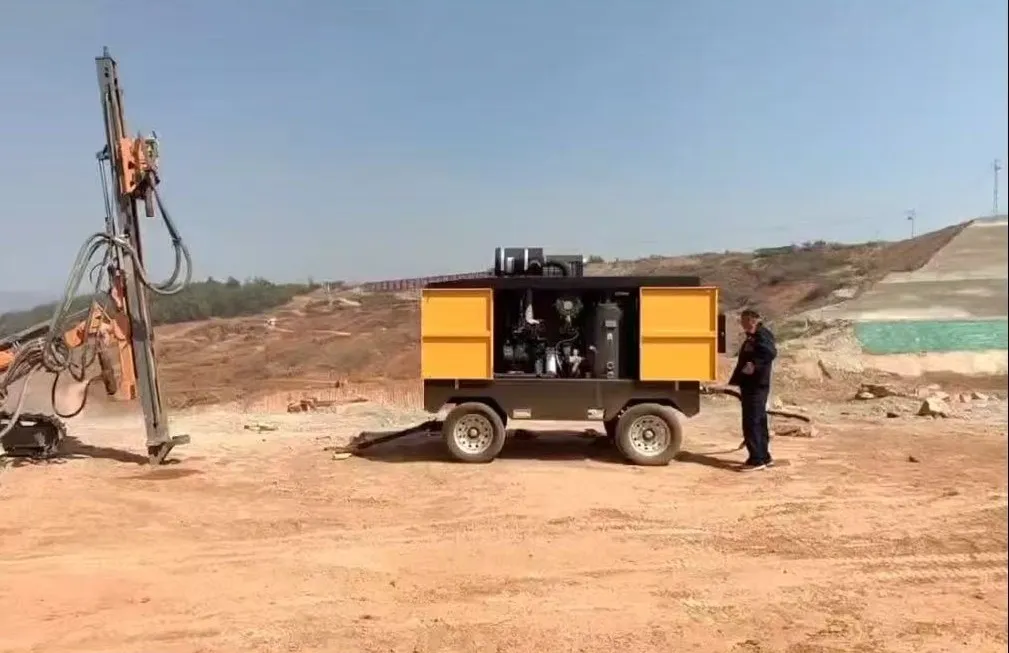 حفر مدرجات الجرانيت في محجر حجر شرق الصين